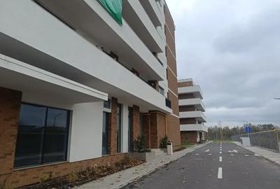 Apartament cu 2 camere decomandat în Sisești