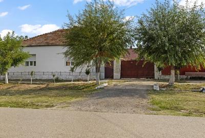 Casă individuală cu 4 camere în Nădab