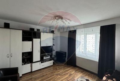 Apartament cu 2 camere de vanzare in zona Decebal