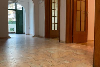 Floreasca Vila D+P+E 8 camere 300 mp - 1