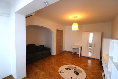 Apartament cu 3 camere in Centru langa Banca Nationala - 1
