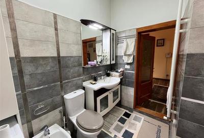 Lugoj, Casa 6 Cam., Teren 511 Mp., Str. Oituz. nr.1 - 12