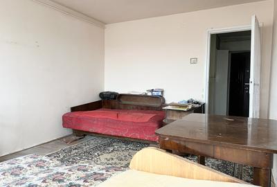 Apartament cu 2 camere decomandat în Circumvalațiunii