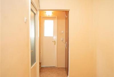 Apartament cu 3 camere, tip PB, Decebal - 10