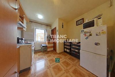 Apartament spațios cu 3 camere de vânzare în Arad – zona Micălaca, Miorița - 3