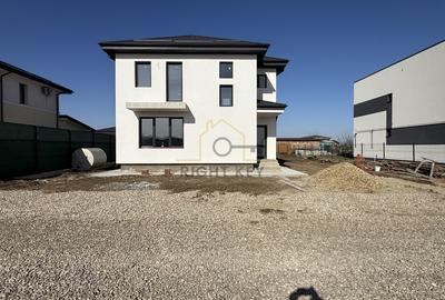 Casa moderna in zona rezidentiala! 4 camere, teren 560mp! Comision 0%! - 1