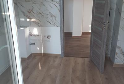 Apartament doua camere, decomandat, etaj 4, cu sarpanta, renovat modern, stradal - 23