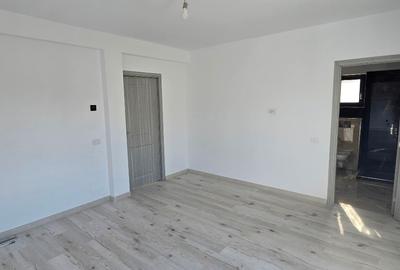 Casă Individuală Cuplată, 4 camere , Stradă asfaltată , Toate utilitățile - 11