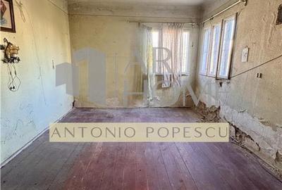 Casa 4 camere, 2 intrari, Ploiest, Bd. Castanilor - 11