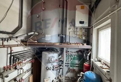 Casă / Vilă cu 6 camere de vânzare în zona Darmanesti - 25