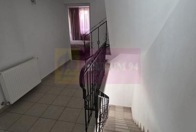 Vila de vânzare cu 8 camere și garaj in Busteni - 37