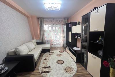 Apartament decomandat de 59mp, cu loc de parcare, Aleea Strugurilor