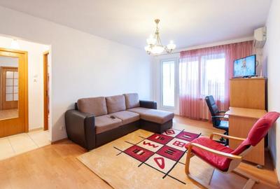 Apartament cu 2 camere semidecomandat, mobilat în Titan
