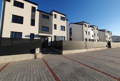 Apartament intabulat, 2 camere decomandate, bloc tip vilă, Sânpetru - 19