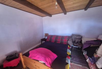 Casa si teren com Zanesti - 5