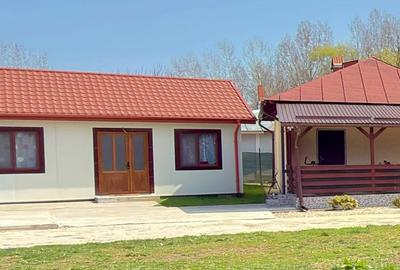 Casă individuală cu 4 camere în Tătărăștii de Sus