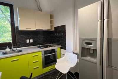 INCHIRIERE APARTAMENT PRIMAVERII - 11