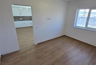Apartament 3  camere zona Petrom - 9