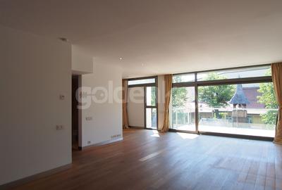 Apartament spatios cu 4 camere, terase generoase - 2