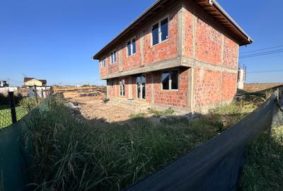 Duplex cu 4 camere în Exterior Sud