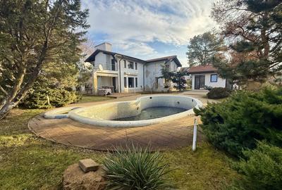 Casă individuală cu 8 camere în Pipera