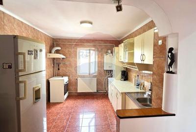 Apartament 3 camere, et.4/4 bd.1 Dec. 1918, Rm Sarat - 2