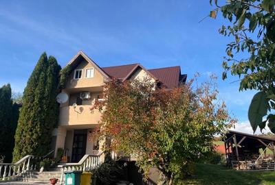 Casă spațioasă + teren intravilan-Sigmir-275 mp utili-teren 3300mp - 1