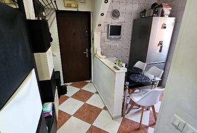 Vânzare Apartament 3 camere (Giulesti - Crangasi) - 7