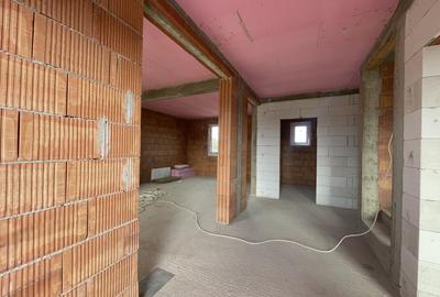CASA LA ROȘU 220 MP | ZONA RETRASA CU VEDERE PANORAMICA| MARGINEA - 8