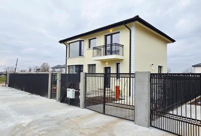 Casă individuală cu 4 camere în Tunari