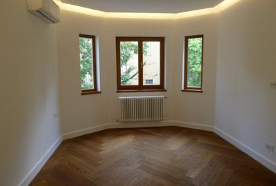 Inchiriere vila renovata D+P+1 Cotroceni metrou Eroilor ideala firma - 13