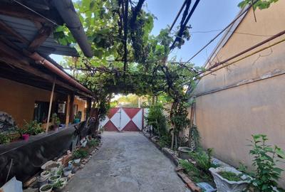 Carrefour Colentina, vanzare casa 4 camere, teren 372mp. - 1