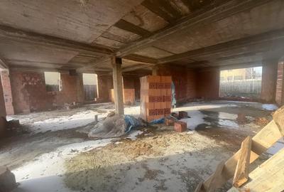 Casa in constructie / 1.328 mp teren / AC valabila / Otopeni 9 Mai - 17