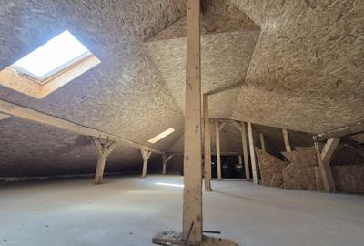 CASĂ LA SOL 143 mp utili 4 camere, 620 mp teren Via Carmina Comision 0 - 6