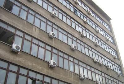 Birou, de 3,000 mp, în P-ța Rosetti