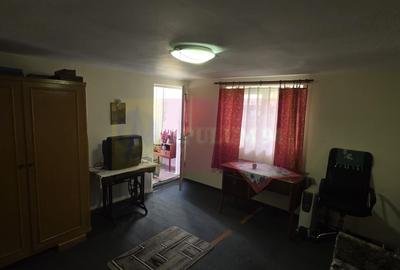 Casa de vanzare cu 6 camere in Busteni - 8