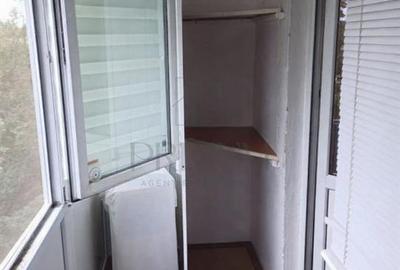 LIPOVEI - 3 CAM - DECOMANDAT - 2 BAI - 2 BALCOANE - CENTRALA- - 3