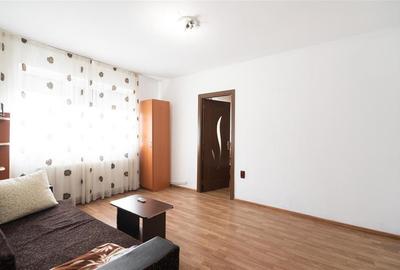 Apartament cu 2 camere nedecomandat în Rogerius