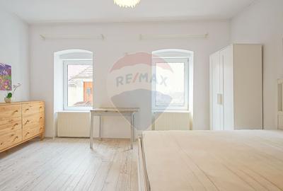 Apartament 3 camere cochet, renovat,  Centrul Istoric - 2