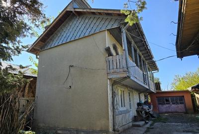 Teren 1300mp cu casa batraneasca - 10