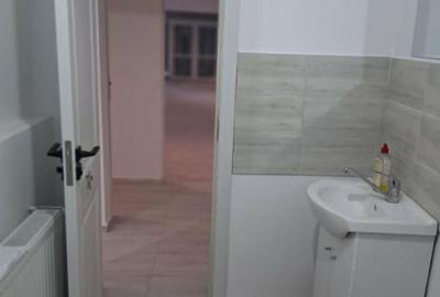 13 Septembrie-spatiul comercial stradal,renovat total,centrala termica - 2