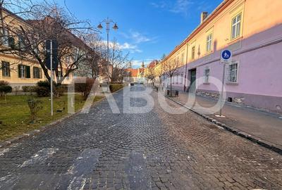 Apartament 2 camere 81mpu + pivnita 22mp Centrul Istoric   SIBIU - 1