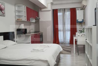 Garsonieră decomandată, mobilată în Central