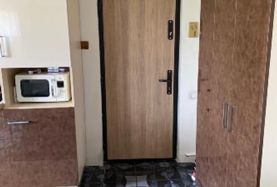 Vanzare apartament 3 camere - 2