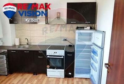 Apartament cu 1 camere de vânzare în zona 1 Mai - 3