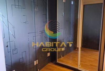 Apartament cu 3 camere decomandat, mobilat în Alexandru Obregia