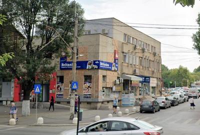 Vanzare spatiu stradal Bd Obregia - 1