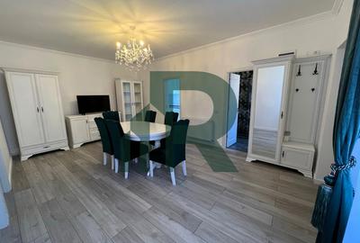 Apartament cu 3 camere semidecomandat în Ultracentral