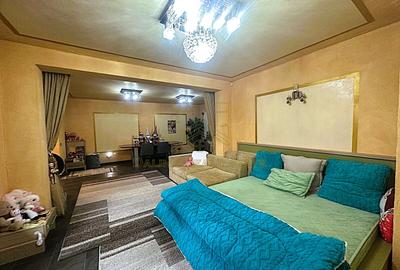 Casă individuală cu 7 camere în Otopeni