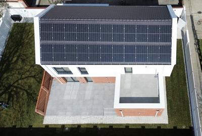 Casă smart 5 camere | Răcire în tavan | Panouri fotovoltaice | Comision 0% - 15